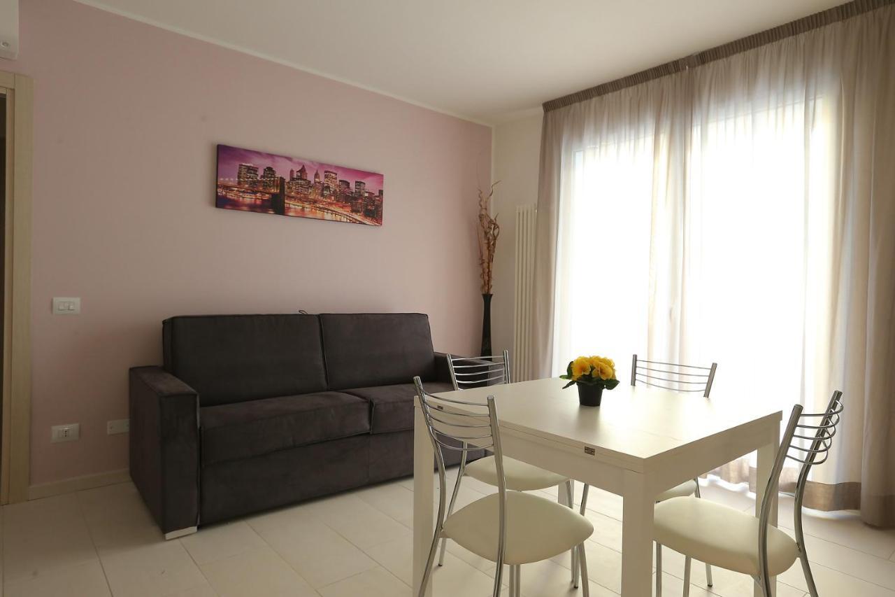 Residenza Riva Azzurra Aparthotel Rimini Room photo